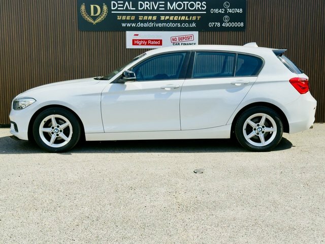 BMW 1 Series 2019 1.5 118I Gpf Se Hatchback E ET19CHD White #4