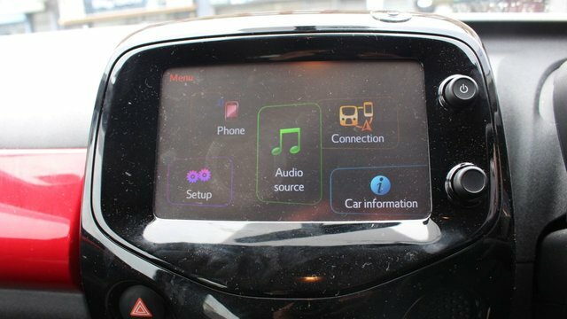 Toyota Aygo Vvt-i X-pression Hatchback Red #5