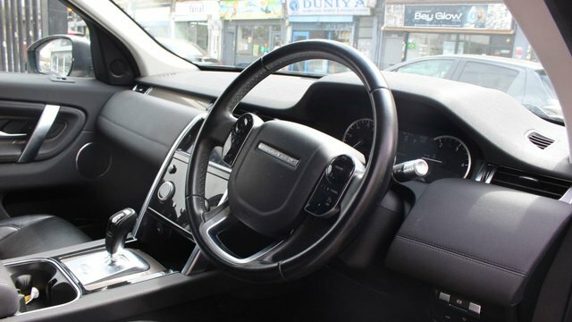 Land Rover Discovery Sport D150 Mhev S Suv SH69JNL White #5