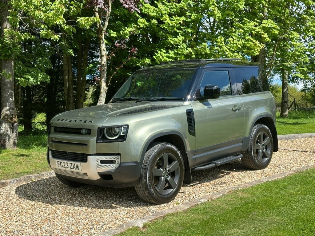 Land Rover Defender 90 3L Hse Green