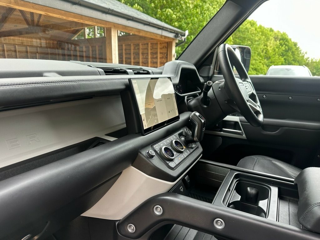 Land Rover Defender 90 3L X-dynamic Hse WU24BVO Grey #2