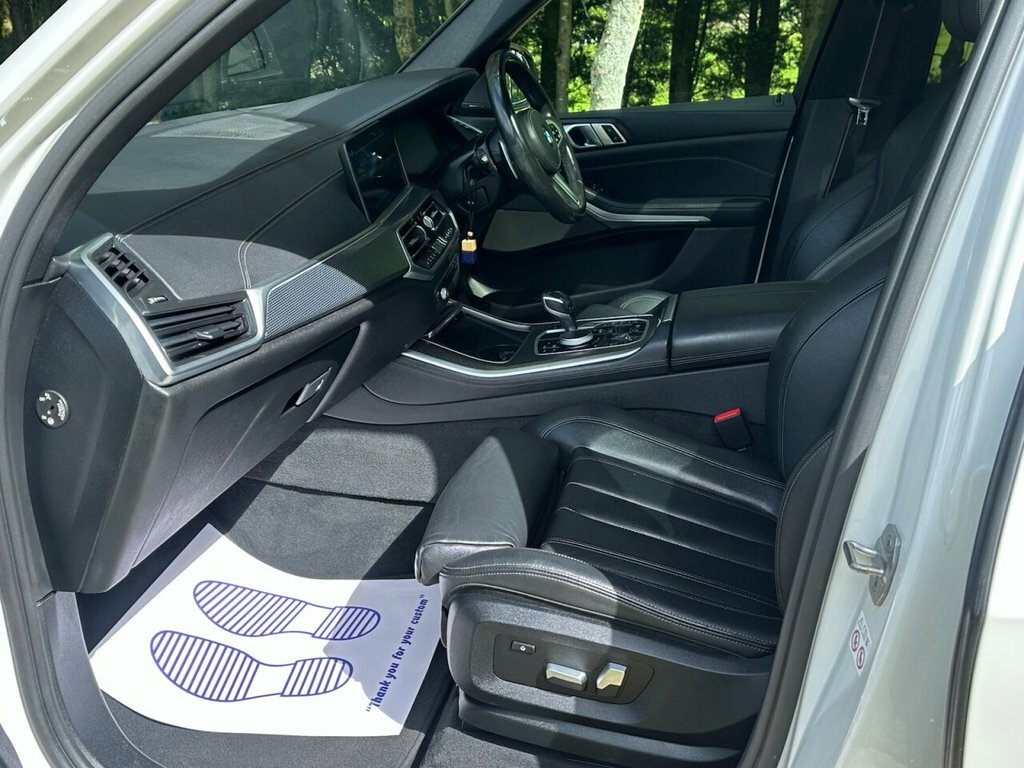 BMW X5 3L M Sport NG69VRP White #3