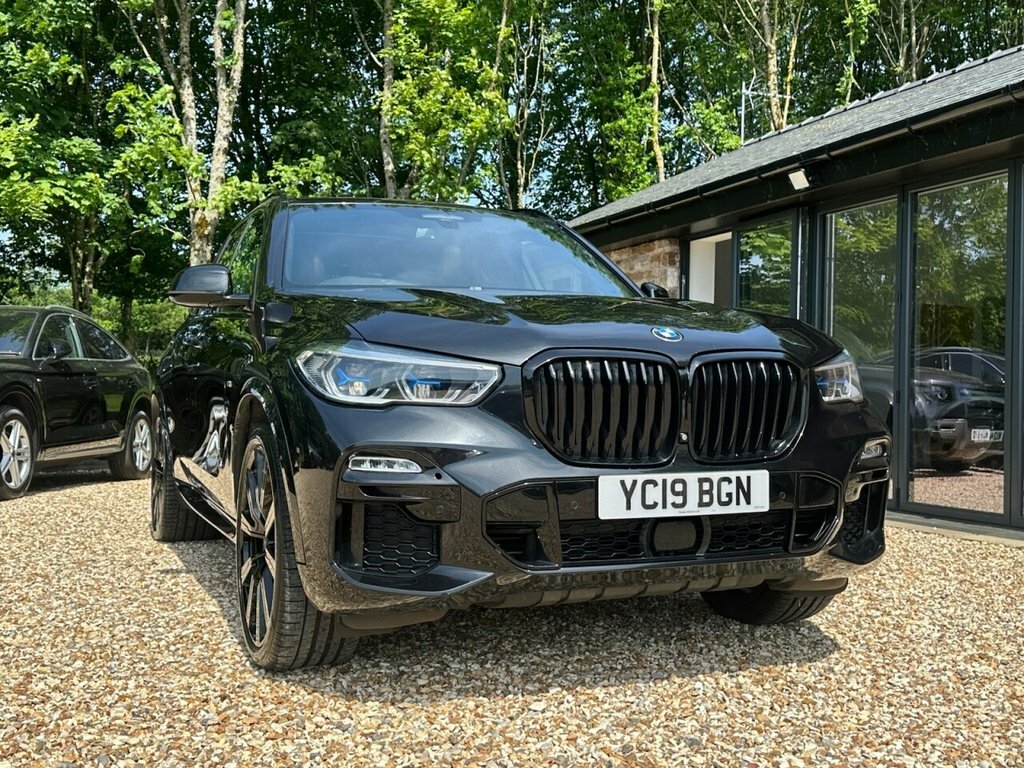 BMW X5 3L M Sport YC19BGN Black #3