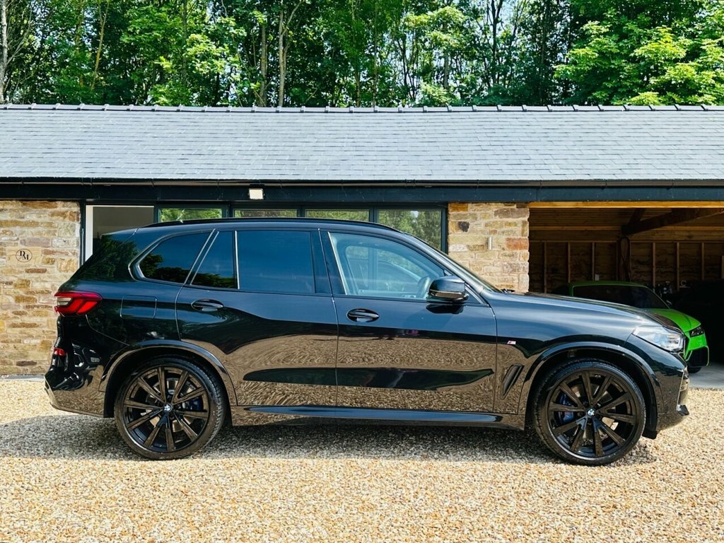 BMW X5 3L M Sport YC19BGN Black #6
