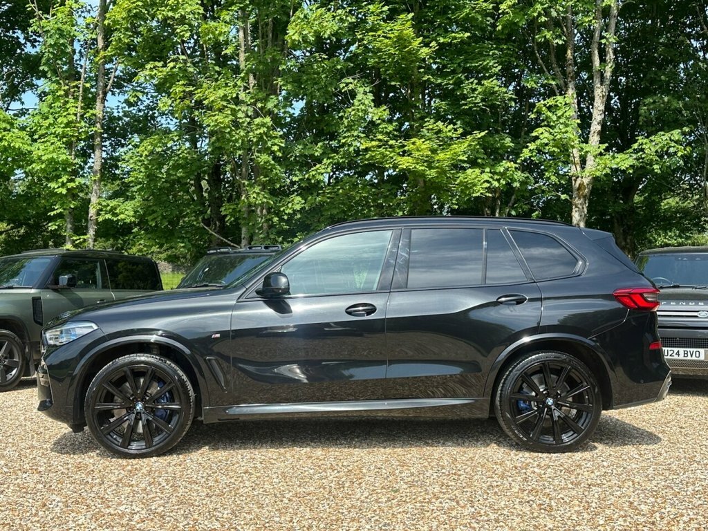 BMW X5 3L M Sport YC19BGN Black #4
