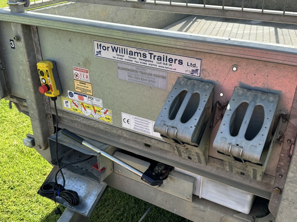 Ford Ranger Ifor Willams Tt2515 Tipper Trailer Silver #3