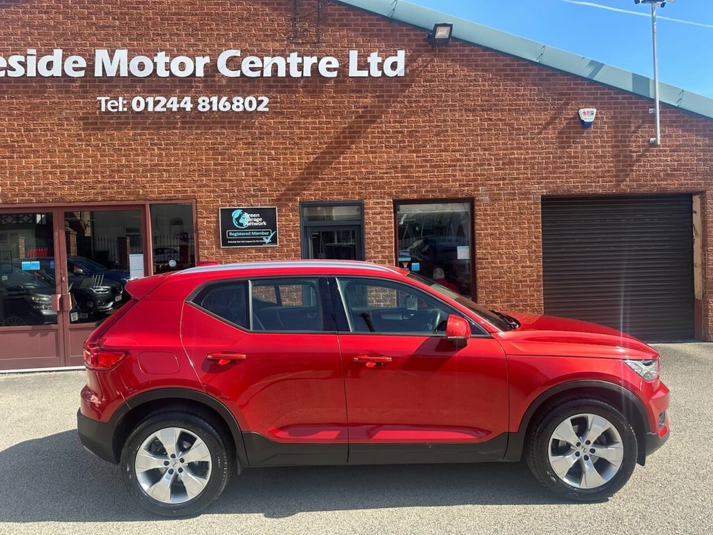 Volvo XC40 1.5L Momentum NC19UFS Red #2