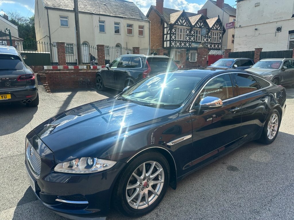 Jaguar XJ 3L Portfolio Blue