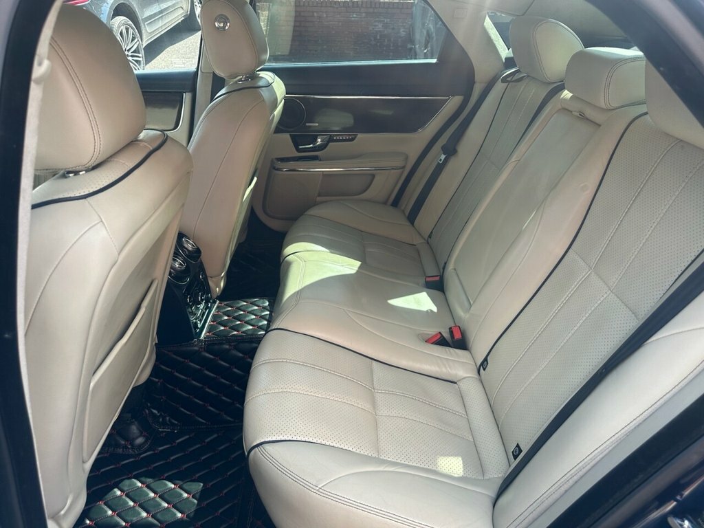 Jaguar XJ 3L Portfolio YE60BKN Blue #4