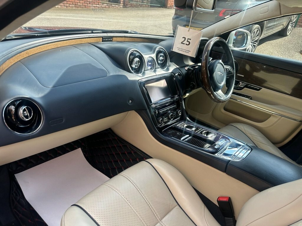 Jaguar XJ 3L Portfolio YE60BKN Blue #5