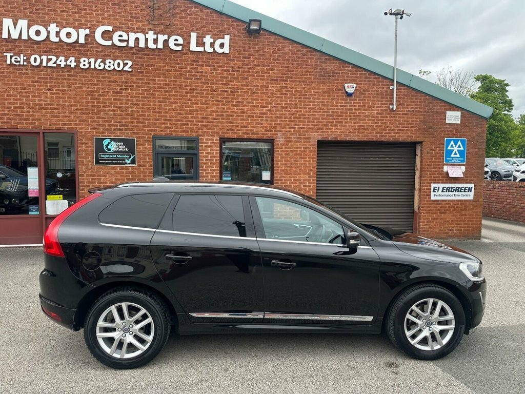 Volvo XC60 2.4L Se Lux Nav KY66ZPV Black #3