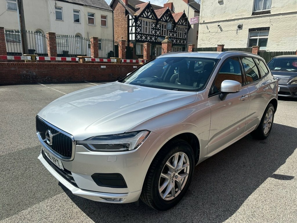 Volvo XC60 2L Momentum Pro KW18VPT Silver #2