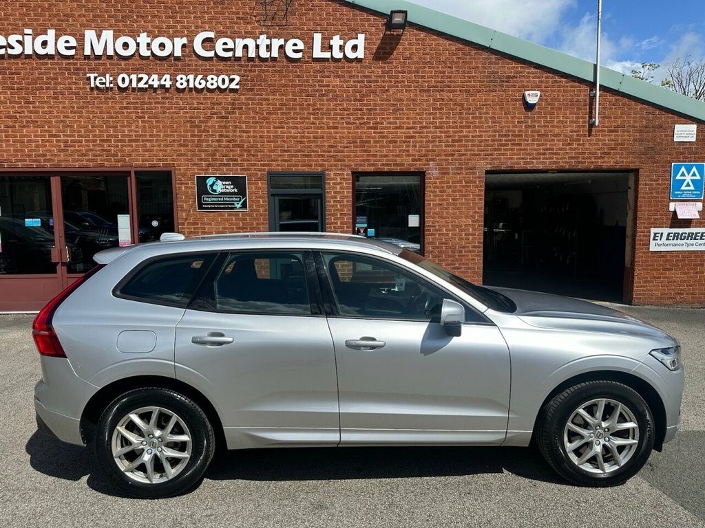 Volvo XC60 2L Momentum Pro KW18VPT Silver #3