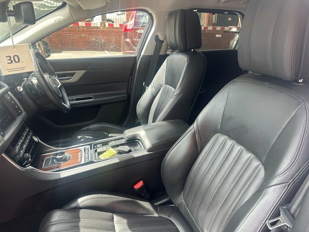 Jaguar XF 3L Portfolio Silver #5