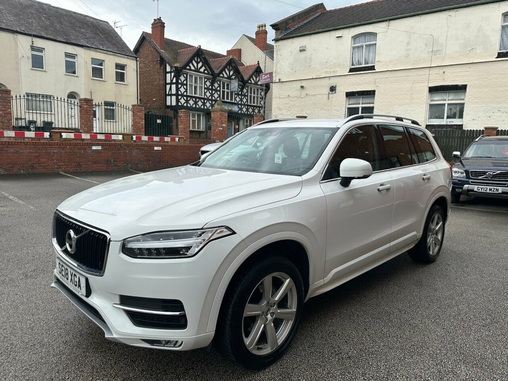 Volvo XC90 2L Momentum SE18XGA White #2
