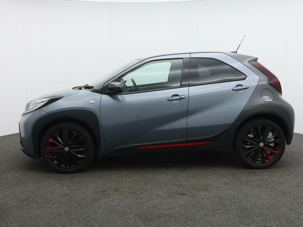 Toyota Aygo X 1.0 Vvt-i Undercover FG73GHH Grey #4