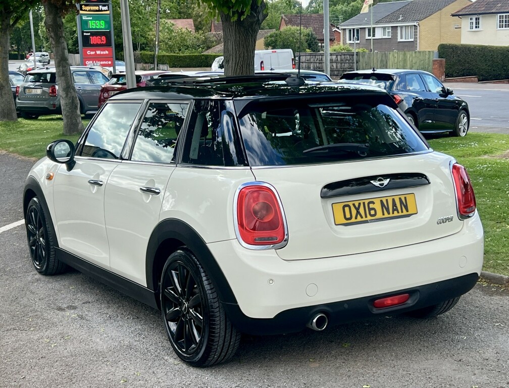 Mini Hatch Hatchback 1.5 5-Door Hatch Cooper 201616 White #5