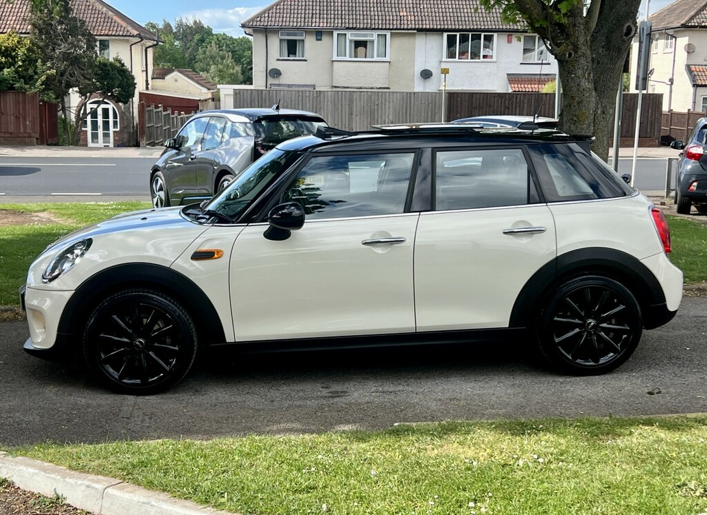 Mini Hatch Hatchback 1.5 5-Door Hatch Cooper 201616 White #4