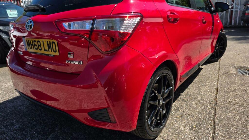 Toyota Yaris 1.5 Vvt-h Gr Sport E-cvt Euro 6 Ss MH68LMO Red #5