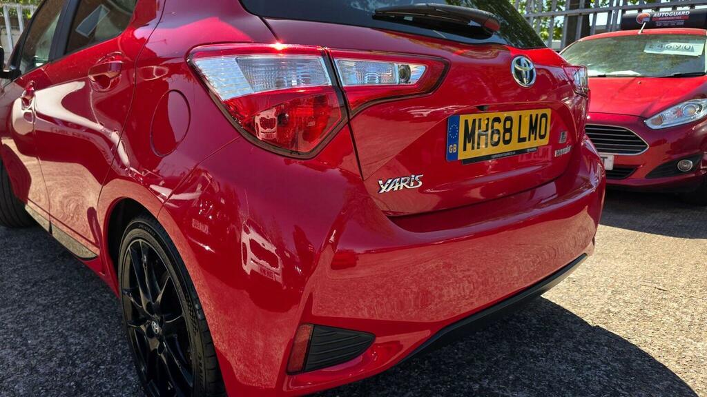 Toyota Yaris 1.5 Vvt-h Gr Sport E-cvt Euro 6 Ss MH68LMO Red #6