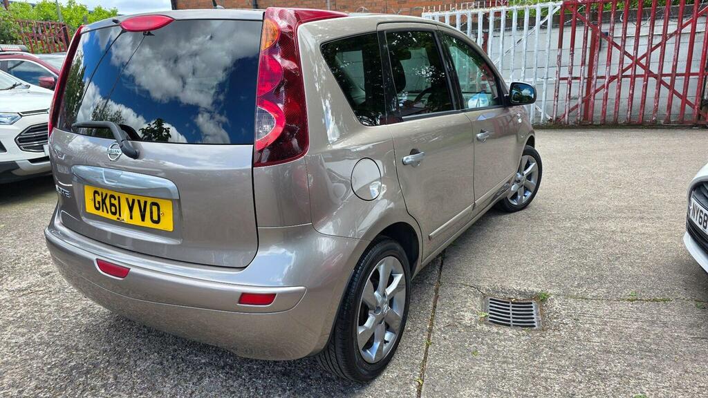 Nissan Note 1.6 16V N-tec Euro 5 Beige #3