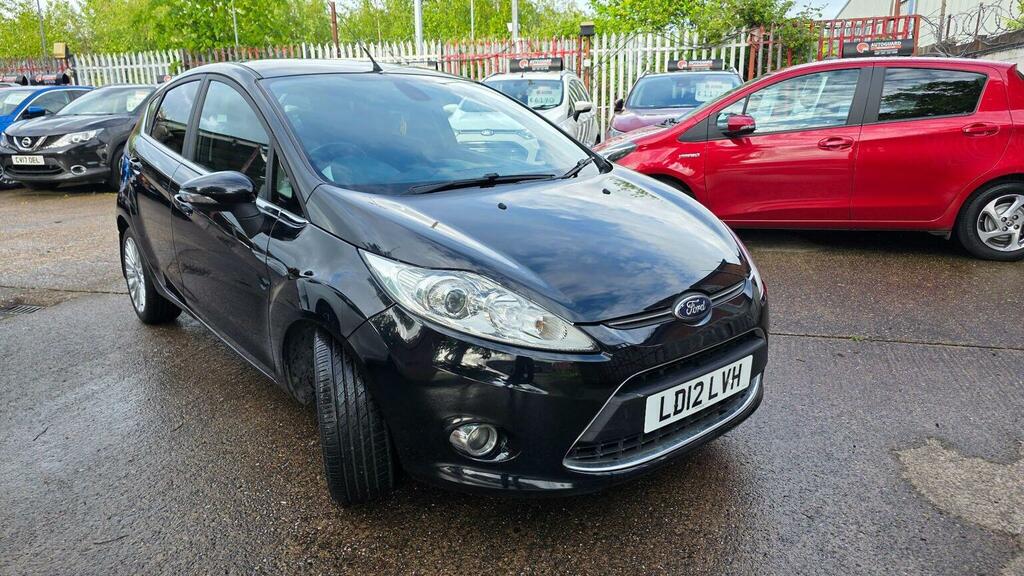 Ford Fiesta 1.4 Titanium LD12LVH Black #2