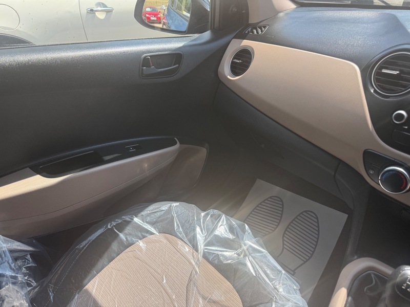 Hyundai I10 S Blue Drive NX16WFW Blue #5