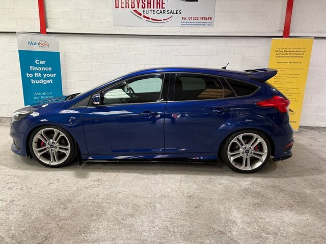 Ford Focus 2.0T Ecoboost St-3 Hatchback Eur Blue #4