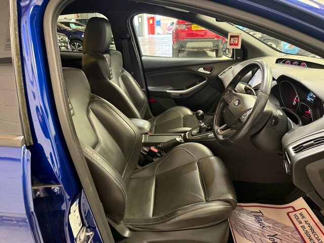 Ford Focus 2.0T Ecoboost St-3 Hatchback Eur Blue #6