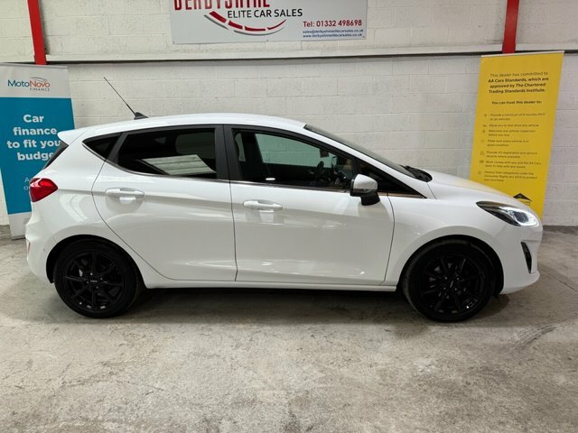 Ford Fiesta 1.0T Ecoboost Titanium Hatchback FP20UAA White #2