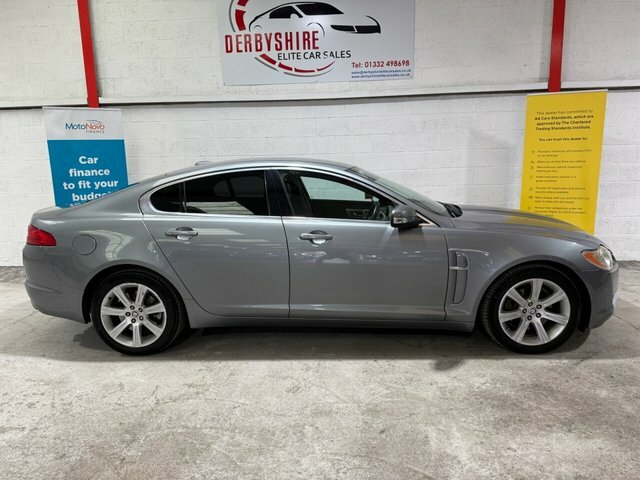 Jaguar XF 2.7D V6 Luxury Saloon Euro 4 207 Grey #2