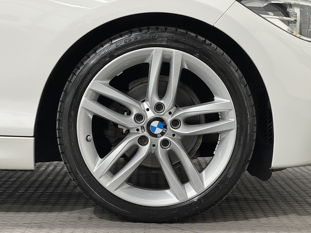 BMW 1 Series 1.5 118I M Sport Hatchback Euro 6 White #4