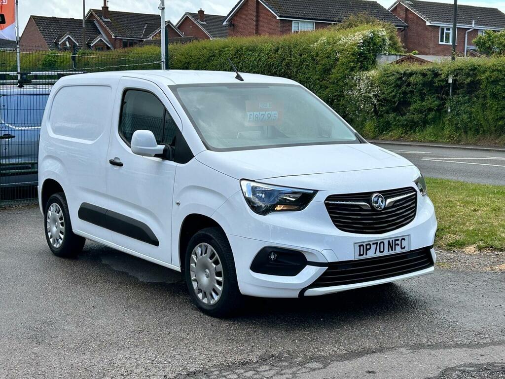 Vauxhall Combo 1.5 Turbo D 2300 Sportive L1 H1 Euro 6 20217 DP70NFC White #3