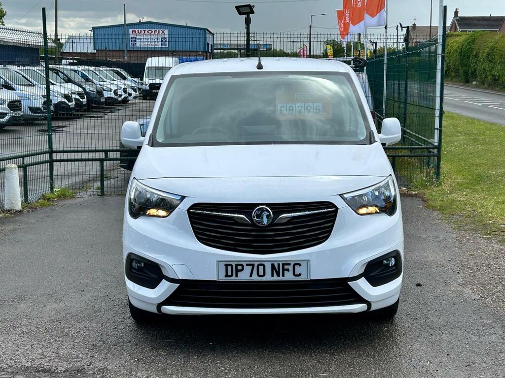 Vauxhall Combo 1.5 Turbo D 2300 Sportive L1 H1 Euro 6 20217 DP70NFC White #2