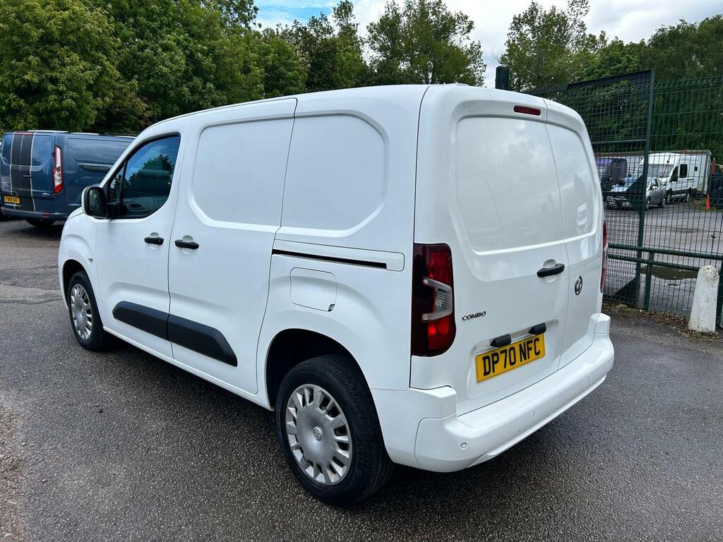 Vauxhall Combo 1.5 Turbo D 2300 Sportive L1 H1 Euro 6 20217 DP70NFC White #6