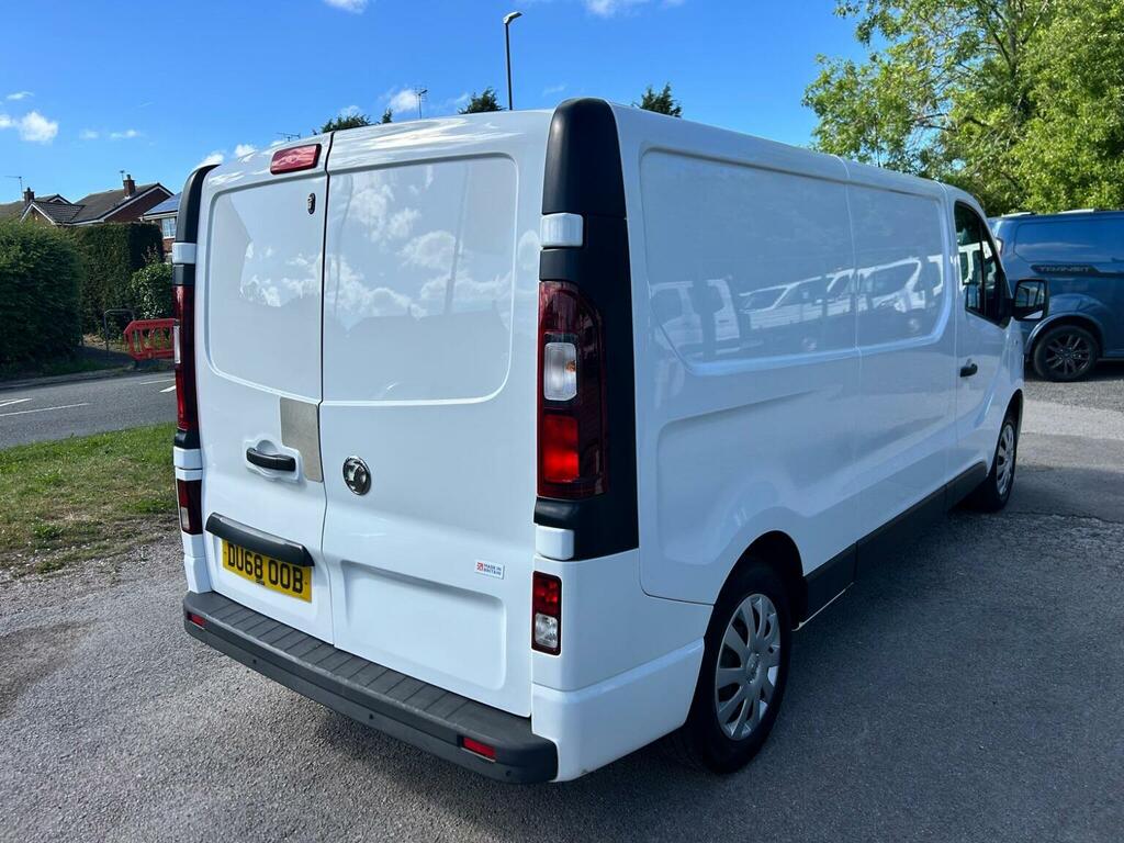 Vauxhall Vivaro 1.6 Cdti 2900 Sportive L2 H1 Euro 6 201868 DU68OOB White #4