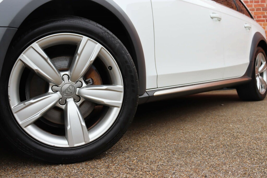 Audi A4 Allroad Allroad Petrol Automatic AP61KAK #5