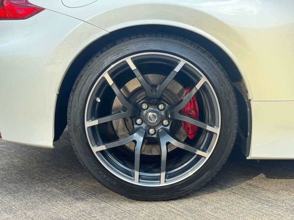 Nissan 370Z 3.7 V6 Gt White #10