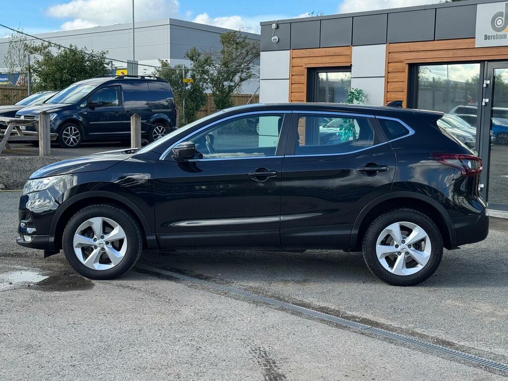 Nissan Qashqai 1.3 Dig-t Acenta Premium Dct Euro 6 Ss DV21XJA Black #2