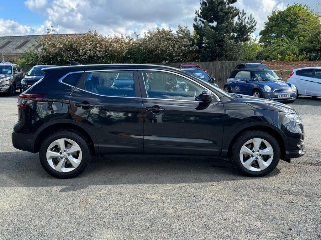 Nissan Qashqai 1.3 Dig-t Acenta Premium Dct Euro 6 Ss DV21XJA Black #6