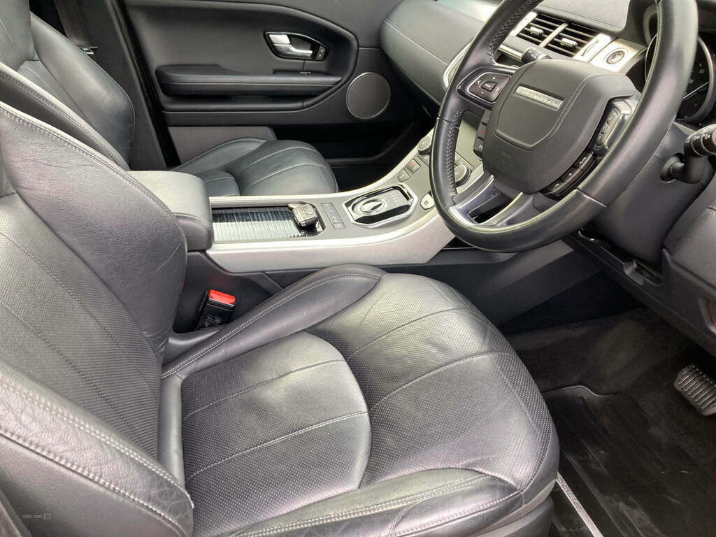 Land Rover Range Rover Evoque 2.0 Td4 Se Tech  Red #6