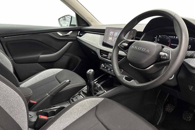 Skoda Kamiq 1.0 Tsi Se Edition - 2025 75 GK75KEJ White #6