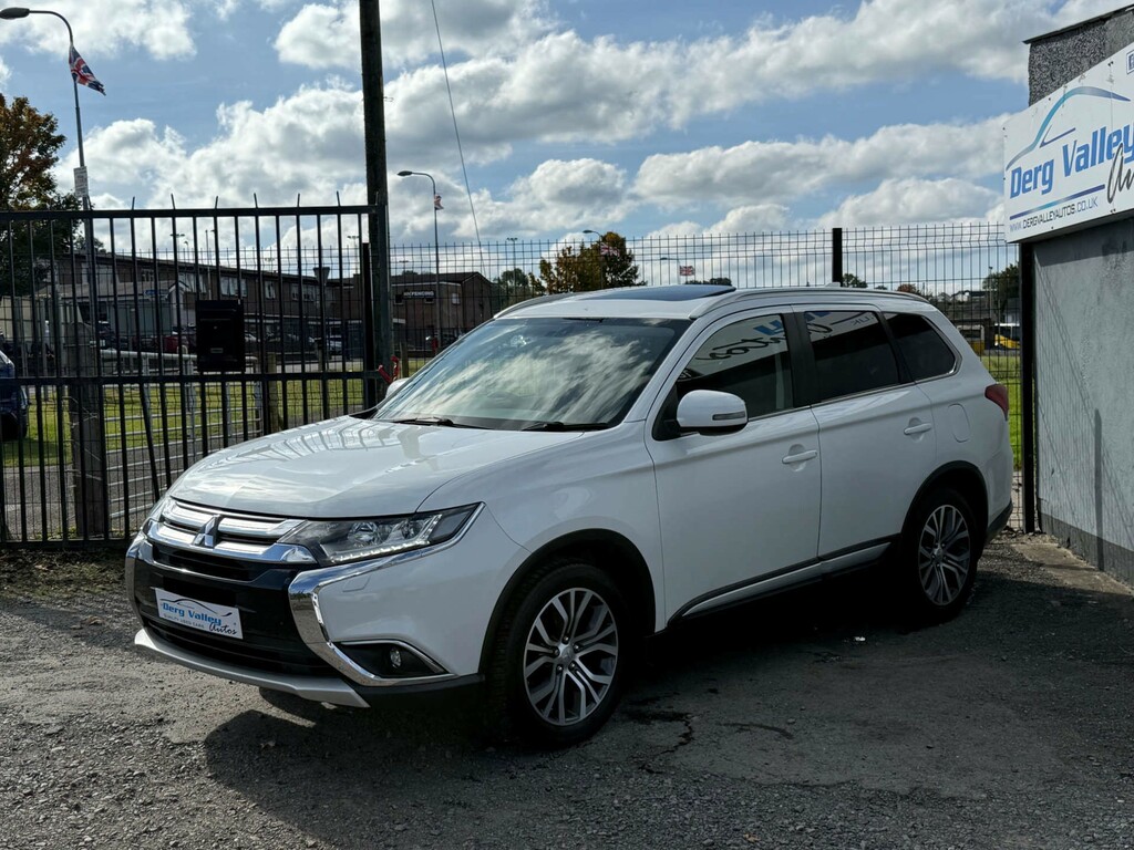 Mitsubishi Outlander Di-d 4 4Wd WV17BVD White #4