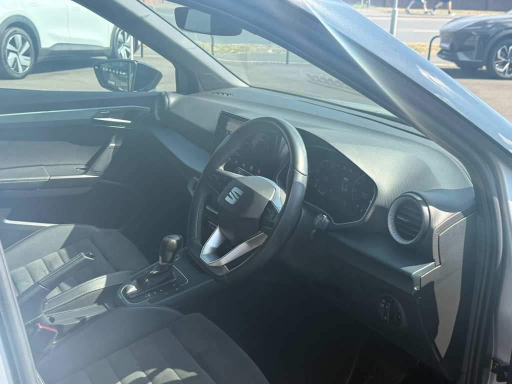 Seat Arona 1.0 Tsi 110 Xperience Lux Dsg NV23BXL Silver #2