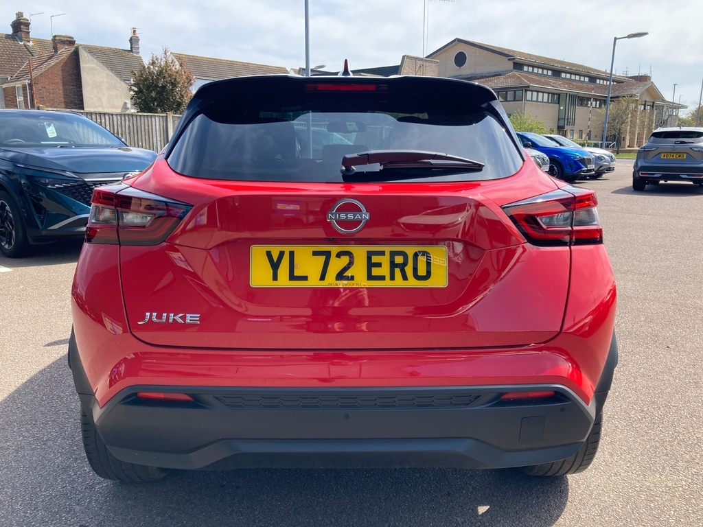 Nissan Juke 1.0 Dig-t 114 Tekna YL72ERO Red #4
