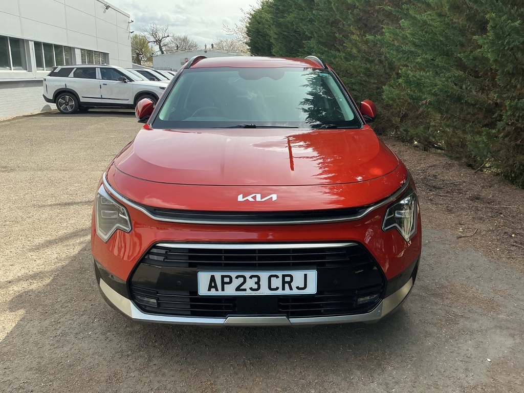 Kia Niro 1.6 Gdi Hybrid 3 Dct Estate AP23CRJ Orange #4