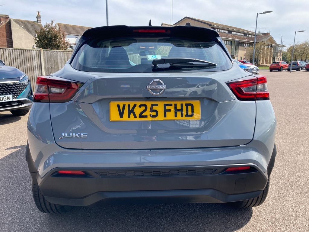 Nissan Juke 1.0 Dig-t Acenta Premium Dct VK25FHD Grey #4