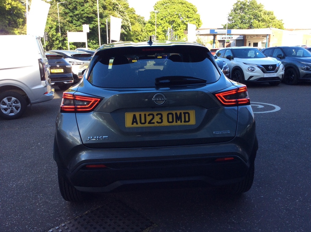 Nissan Juke 1.6 Hybrid N-connecta AU23OMD #4