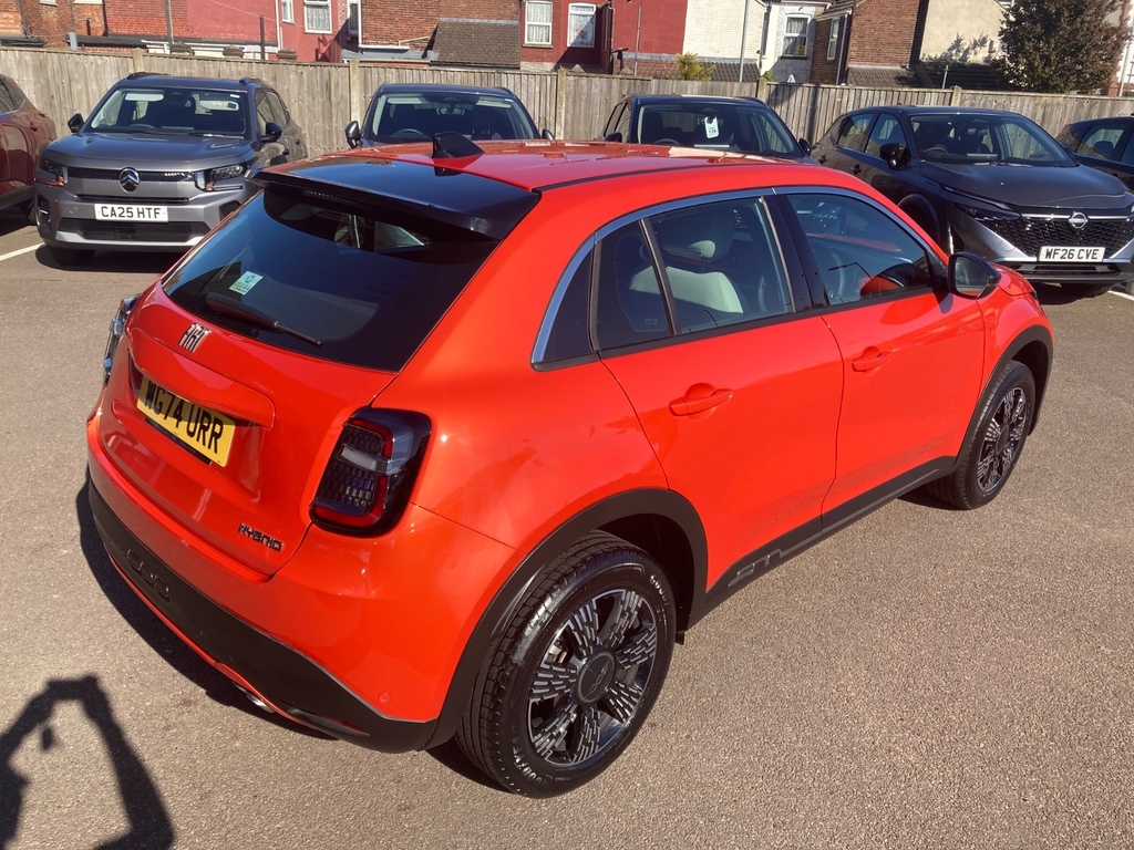 Fiat 600 1.2 Hybrid 48V 136 Edct-6 WG74URR Orange #3