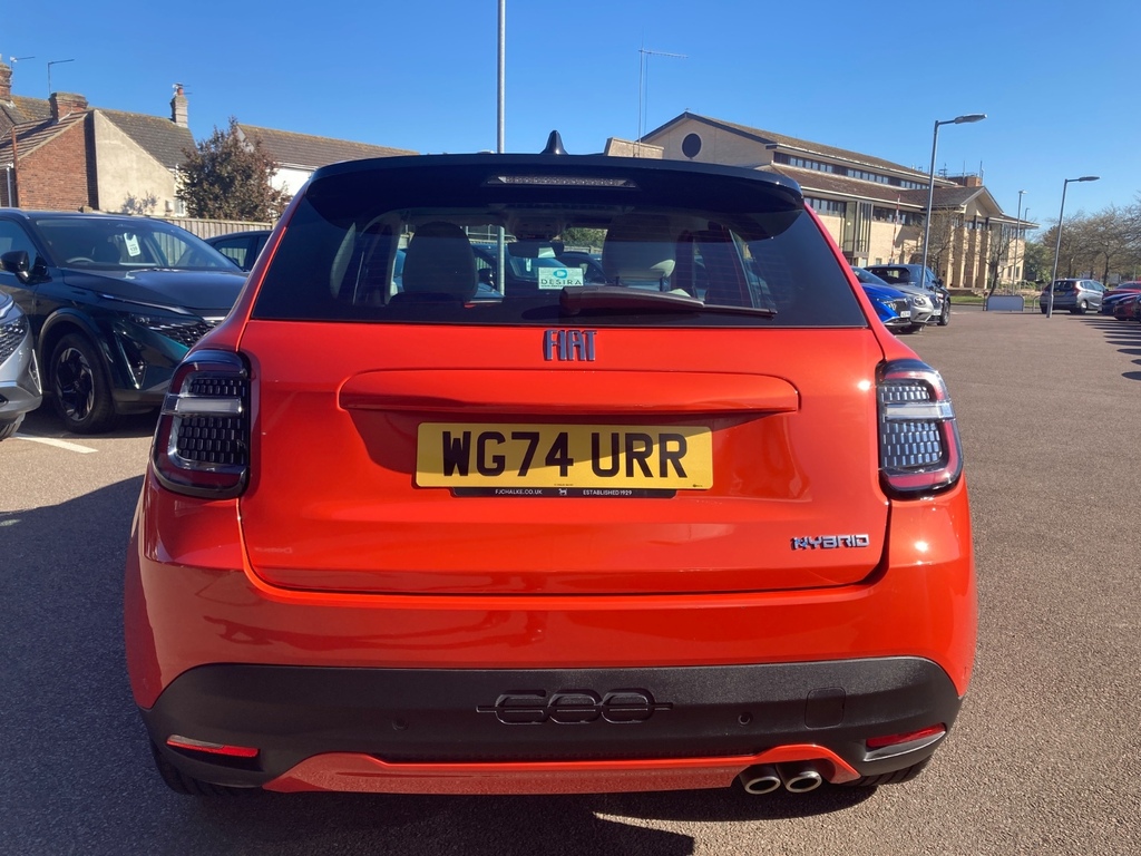 Fiat 600 1.2 Hybrid 48V 136 Edct-6 WG74URR Orange #5